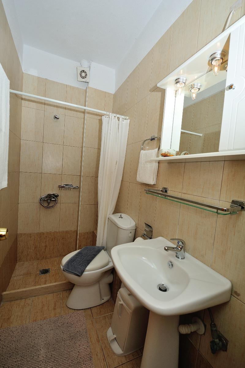 Filoxenia Hotel Skiathos Town Exterior photo